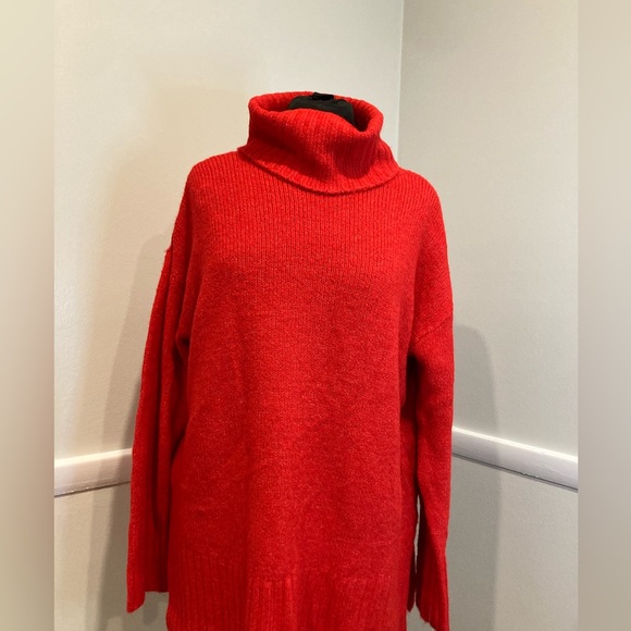 NWT Women’s Red Sweater, Classic Top, Plus Size, New, Turtleneck - Picture 3 of 9